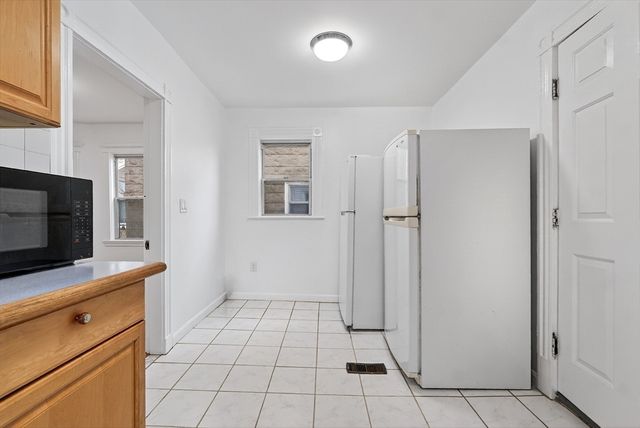 18 Clark St, Quincy, MA 02171