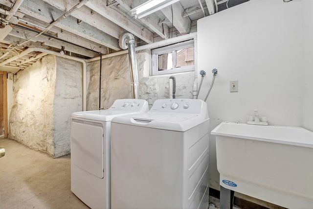 18 Clark St, Quincy, MA 02171