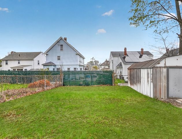 18 Clark St, Quincy, MA 02171