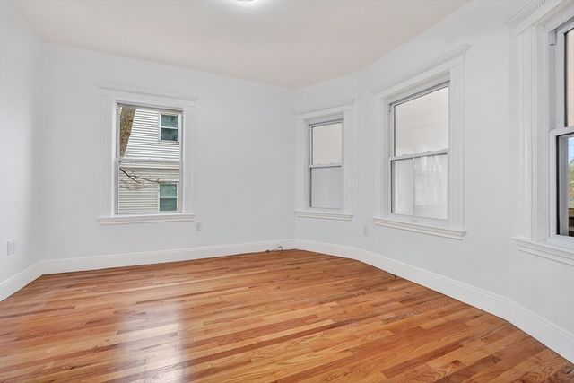 18 Clark St, Quincy, MA 02171