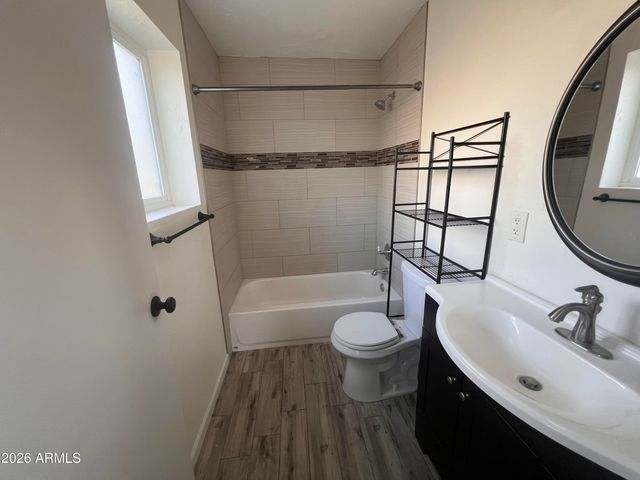 610 E 1ST Place, Mesa, AZ 85203
