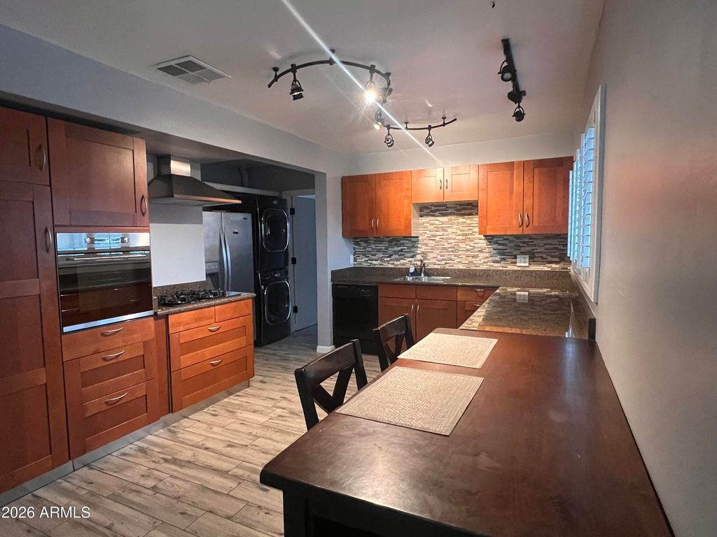 610 E 1ST Place, Mesa, AZ 85203 — photo 5