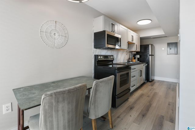 2990 Rhodes Cir S Apt 310, Birmingham, AL 35205