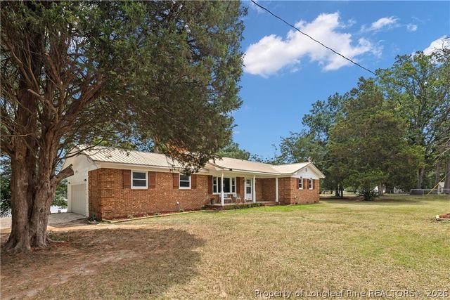 113 Lakeview Drive, Red Springs, NC 28377