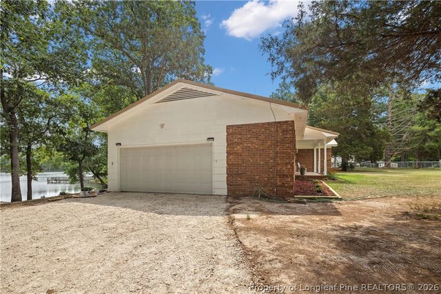 113 Lakeview Drive, Red Springs, NC 28377