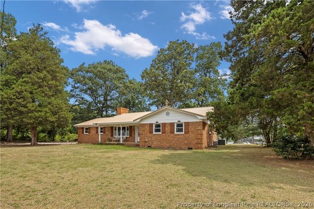 113 Lakeview Drive, Red Springs, NC 28377