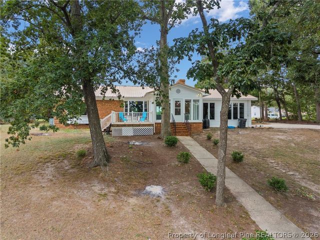 113 Lakeview Drive, Red Springs, NC 28377