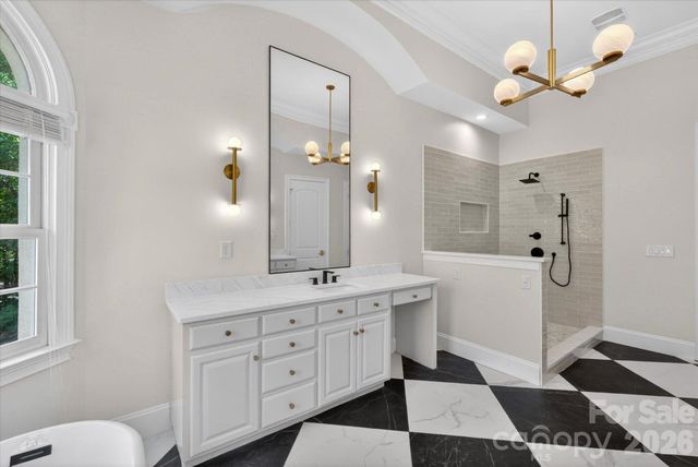 6052 Oxfordshire Road, Waxhaw, NC 28173