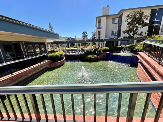 1560 Circa Del Lago D201, San Marcos, CA 92078