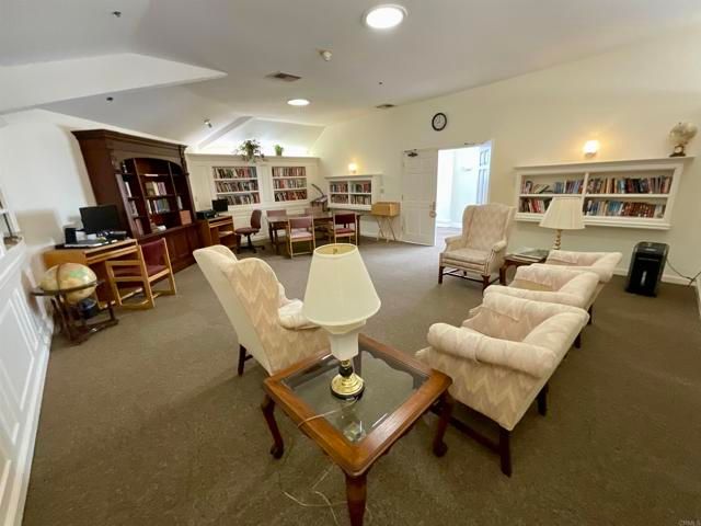 1560 Circa Del Lago D201, San Marcos, CA 92078