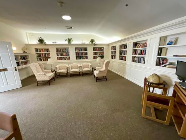 1560 Circa Del Lago D201, San Marcos, CA 92078