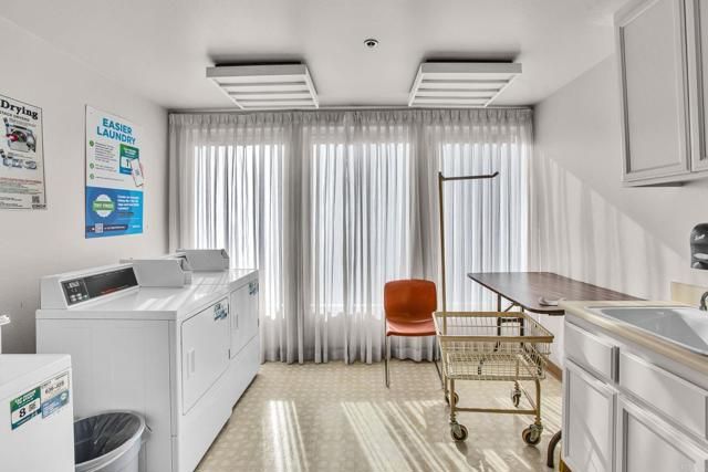 1560 Circa Del Lago D201, San Marcos, CA 92078