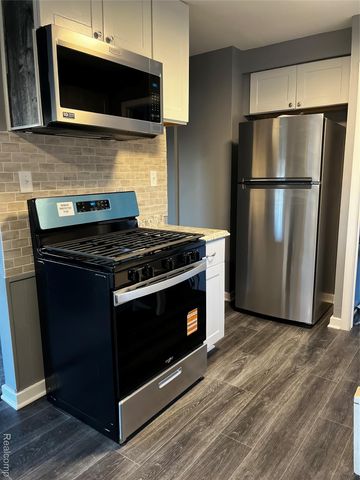 26912 Colgate Street, Inkster, MI 48141