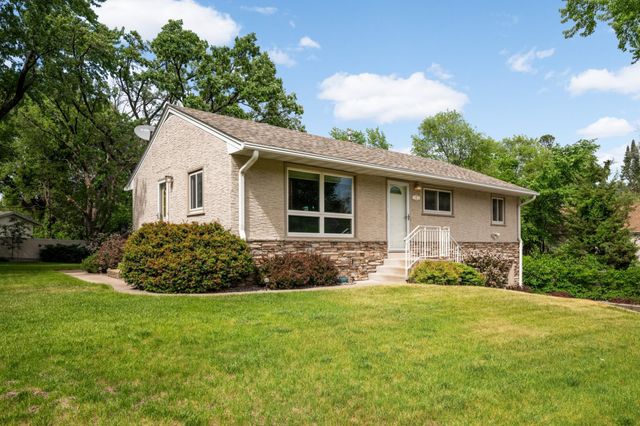 117 91st Lane NE, Blaine, MN 55434