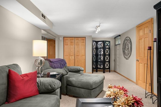 117 91st Lane NE, Blaine, MN 55434