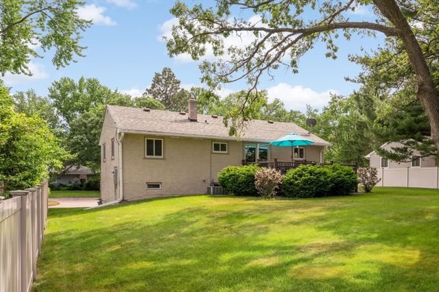 117 91st Lane NE, Blaine, MN 55434