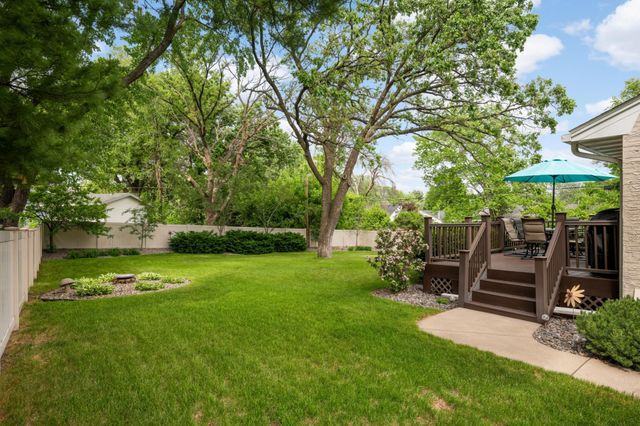 117 91st Lane NE, Blaine, MN 55434