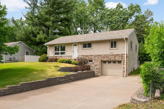 117 91st Lane NE, Blaine, MN 55434