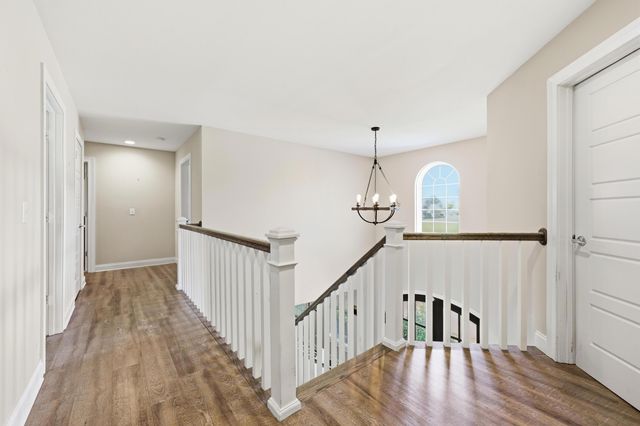 105 Delaney Ferry Road, Versailles, KY 40383