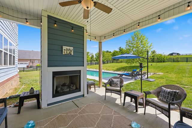 105 Delaney Ferry Road, Versailles, KY 40383