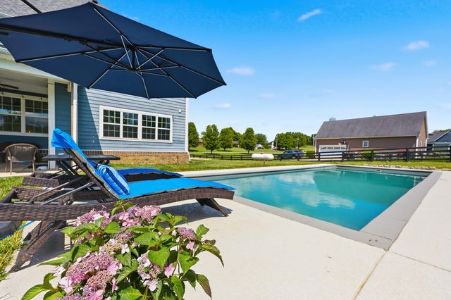 105 Delaney Ferry Road, Versailles, KY 40383