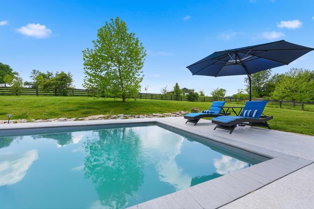 105 Delaney Ferry Road, Versailles, KY 40383