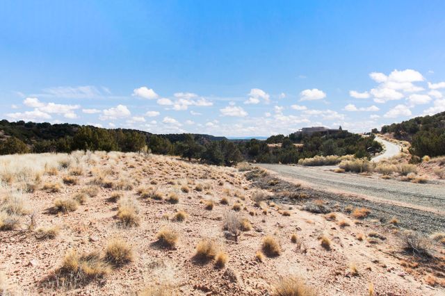 19 Del Charro, Lamy, NM 87540