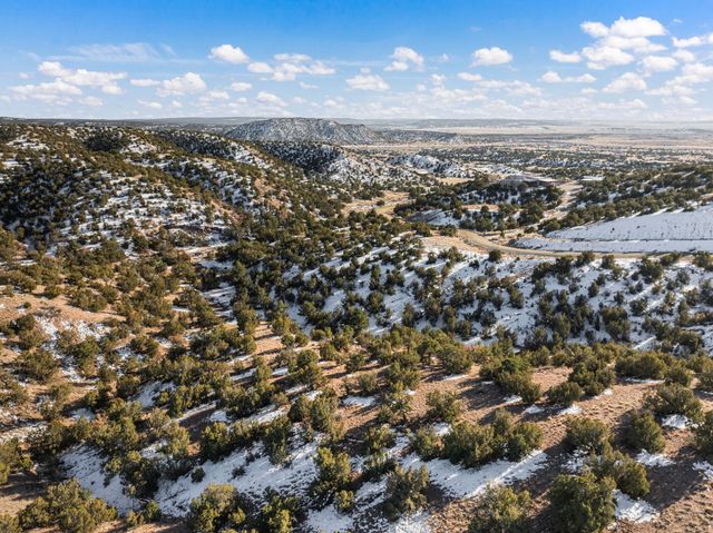 19 Del Charro, Lamy, NM 87540