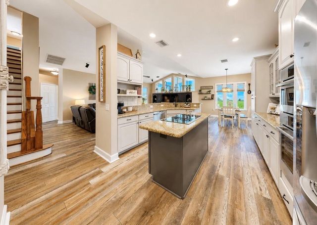 10619 LITHIA ESTATES DRIVE, Lithia, FL 33547