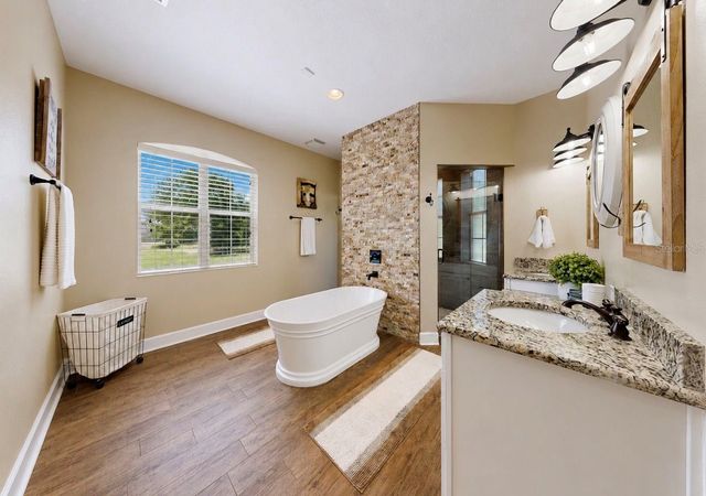 10619 LITHIA ESTATES DRIVE, Lithia, FL 33547