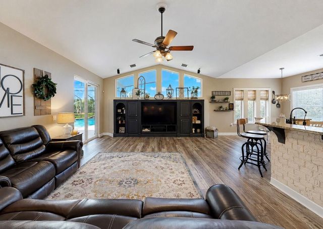 10619 LITHIA ESTATES DRIVE, Lithia, FL 33547