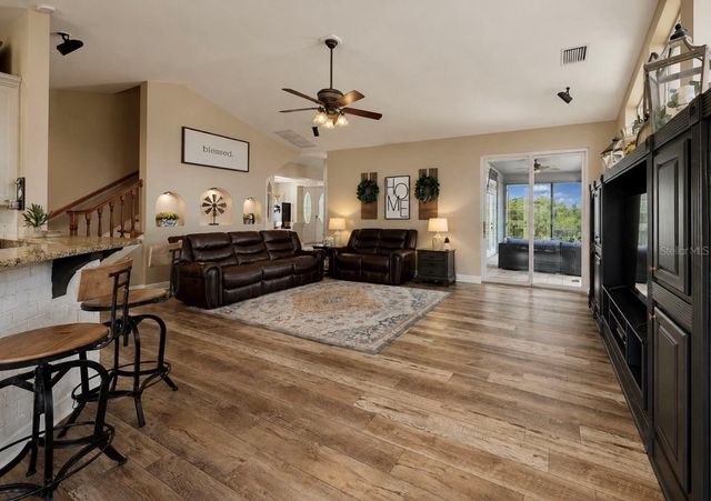 10619 LITHIA ESTATES DRIVE, Lithia, FL 33547