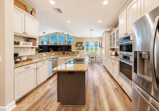 10619 LITHIA ESTATES DRIVE, Lithia, FL 33547
