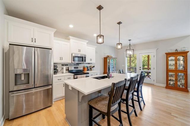 1719 Johnston Street, Liberty, MO 64068