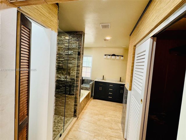 931 SW 150th Ave, Sunrise, FL 33326