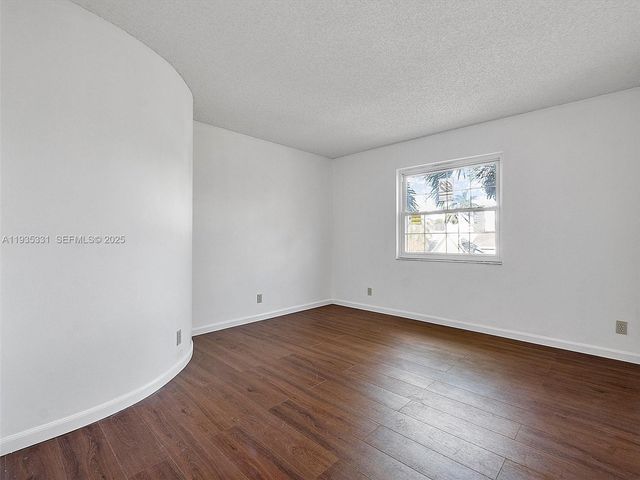 931 SW 150th Ave, Sunrise, FL 33326