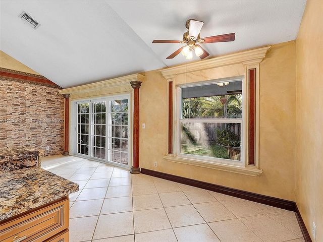 931 SW 150th Ave, Sunrise, FL 33326
