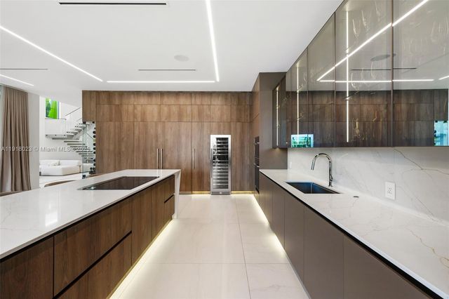 769 NE 77th Ter, Miami, FL 33138