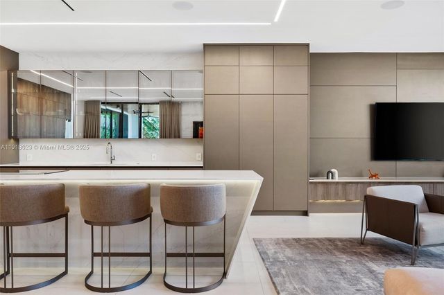 769 NE 77th Ter, Miami, FL 33138