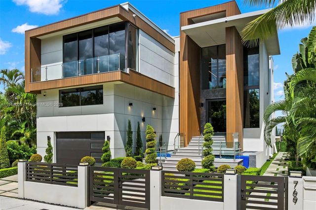 769 NE 77th Ter, Miami, FL 33138