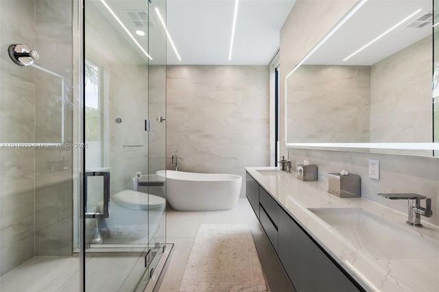 769 NE 77th Ter, Miami, FL 33138