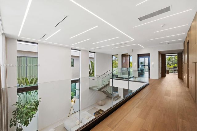 769 NE 77th Ter, Miami, FL 33138