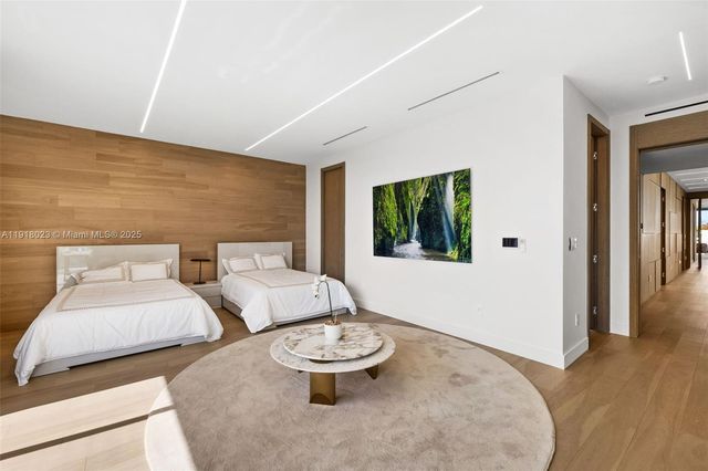 769 NE 77th Ter, Miami, FL 33138