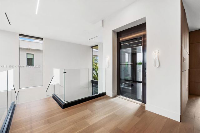 769 NE 77th Ter, Miami, FL 33138