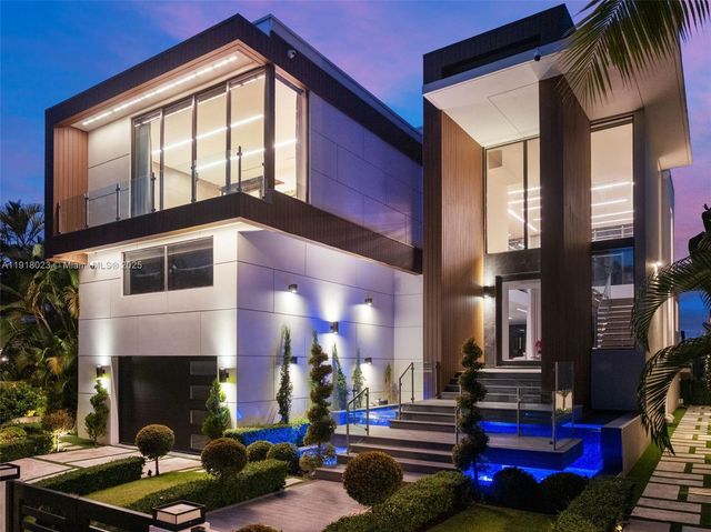 769 NE 77th Ter, Miami, FL 33138