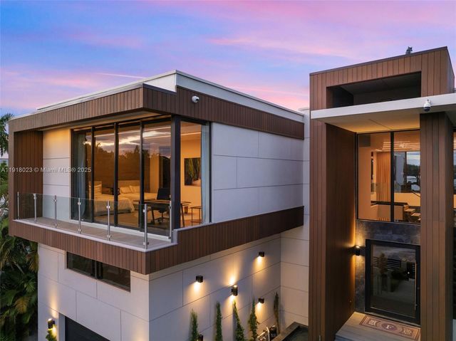 769 NE 77th Ter, Miami, FL 33138