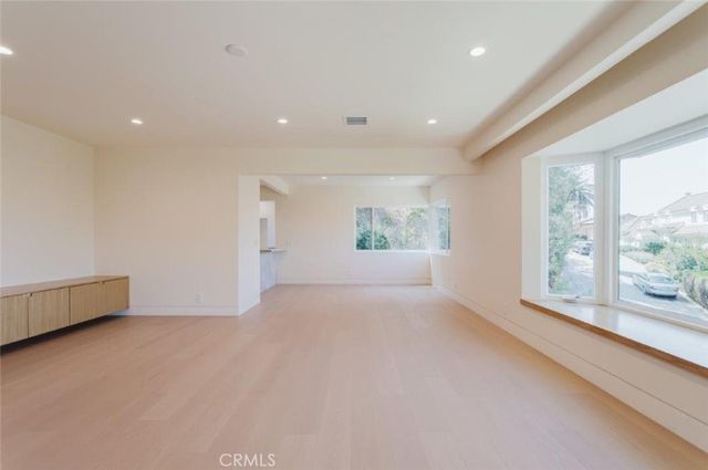 401 Brockmont Drive, Glendale, CA 91202