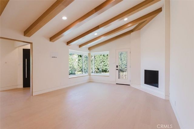 401 Brockmont Drive, Glendale, CA 91202