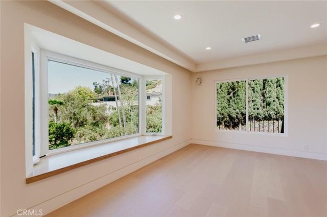 401 Brockmont Drive, Glendale, CA 91202