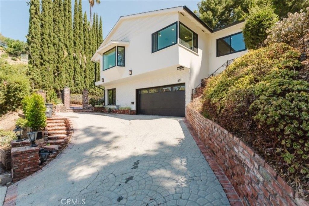 401 Brockmont Drive, Glendale, CA 91202